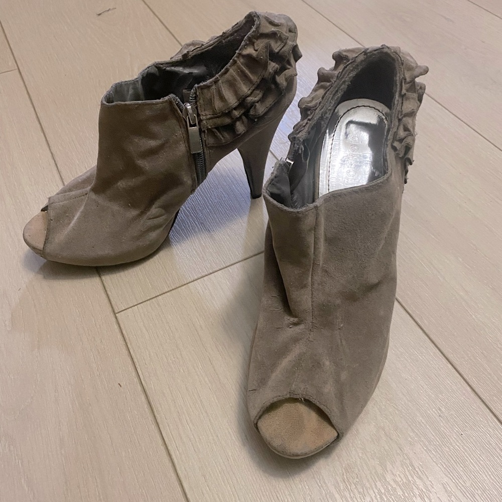 Woman’s heels